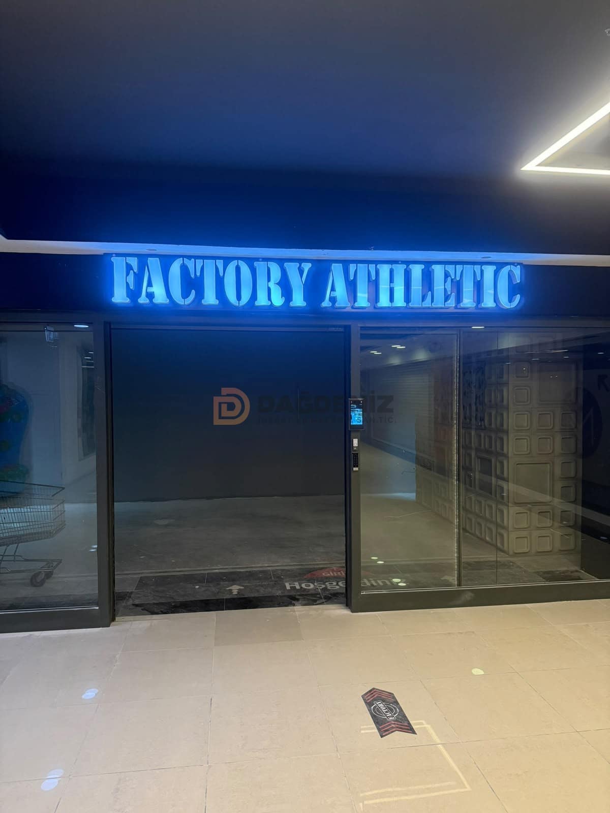 Spor merkezi girişi